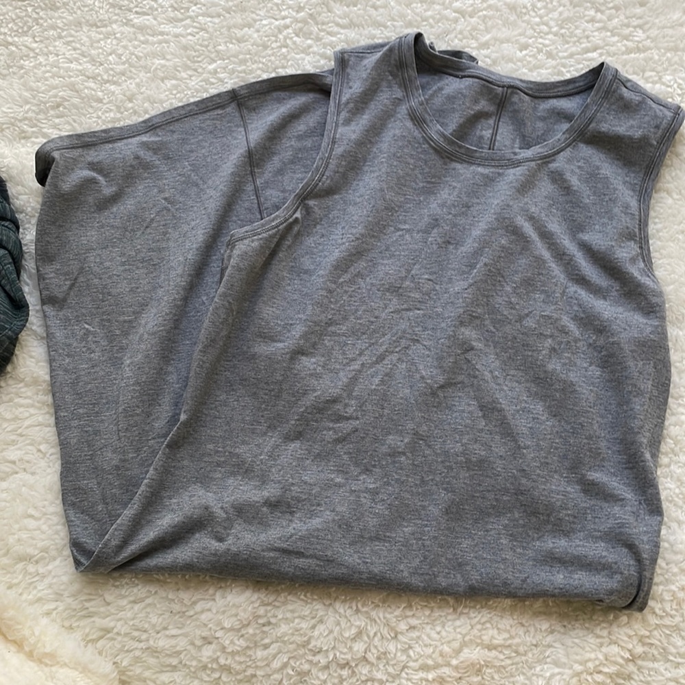Lululemon dress size 8
